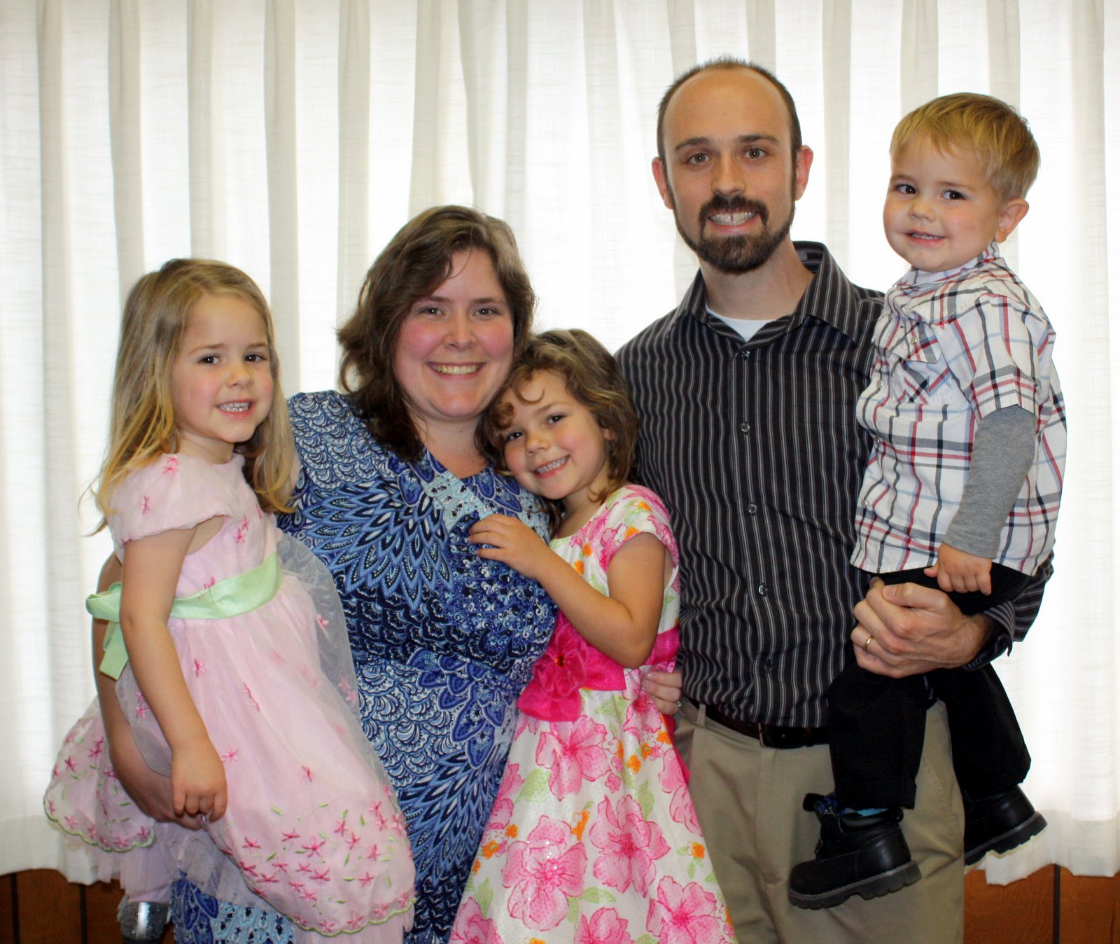 2015_04 Post Family Photo SD