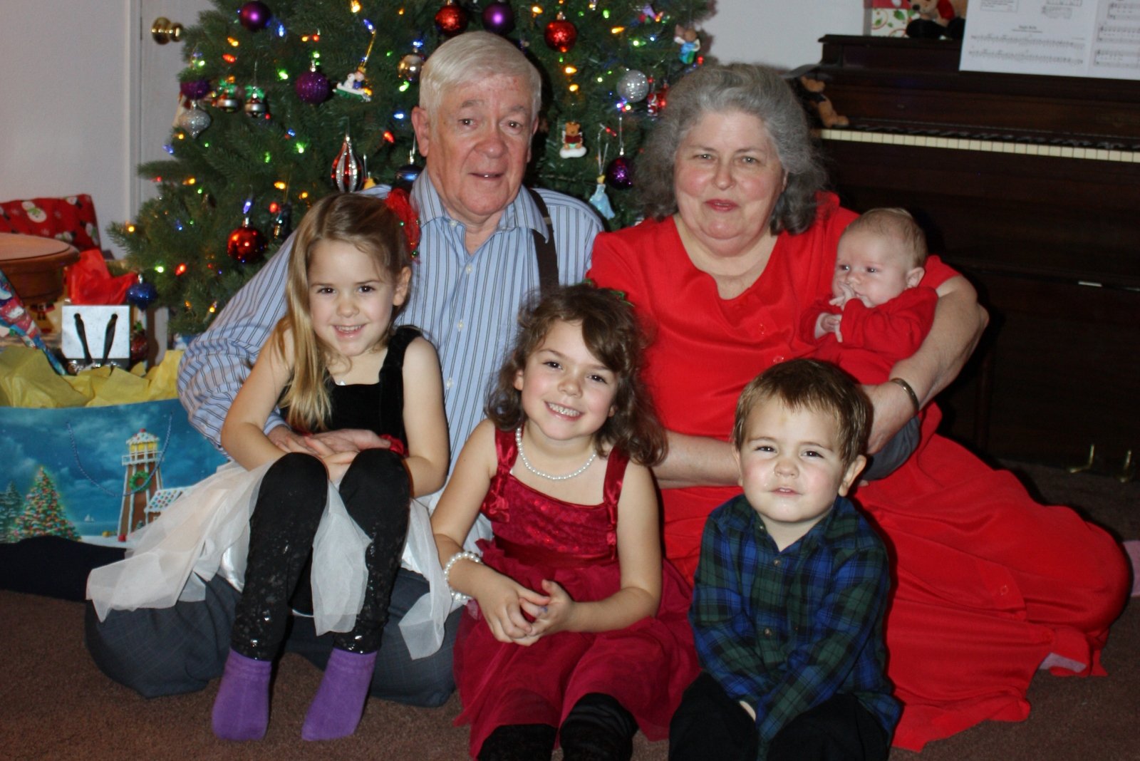 Kiddos with Grandpa Charlie and Grandma Peggy