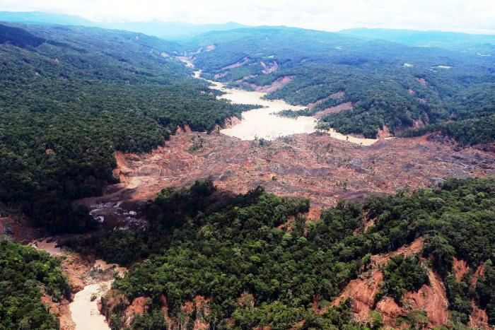 Tagali River blocked